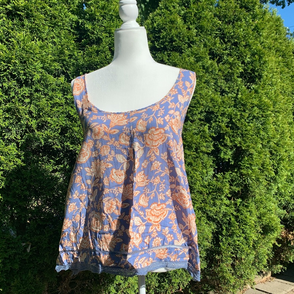 Gorgeous Flowy Tank!